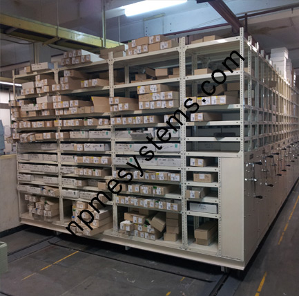 Mobile shelving system